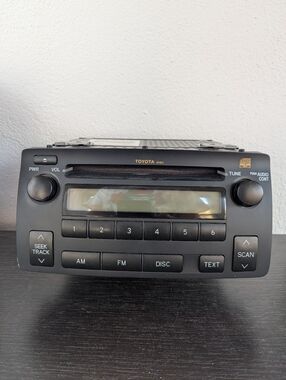 2004-2008 TOYOTA COROLLA STEREO RADIO RECEIVER AM FM CD 86120-02430 OEM